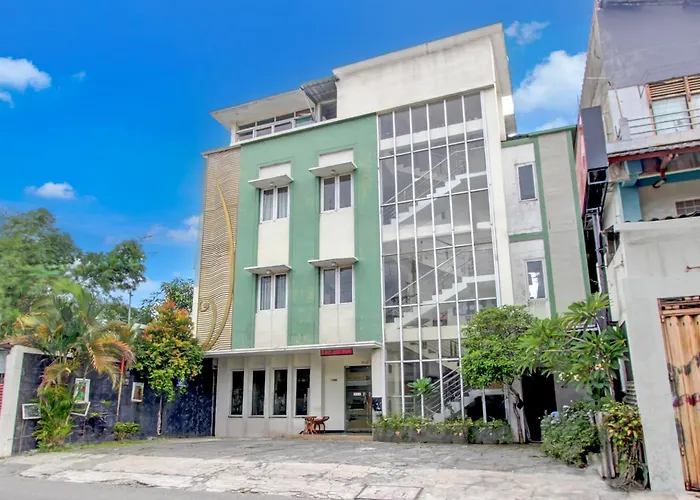 Collection O Jalan Malioboro Near Lempuyangan Station Formerly Hotel Vala Yogyakarta